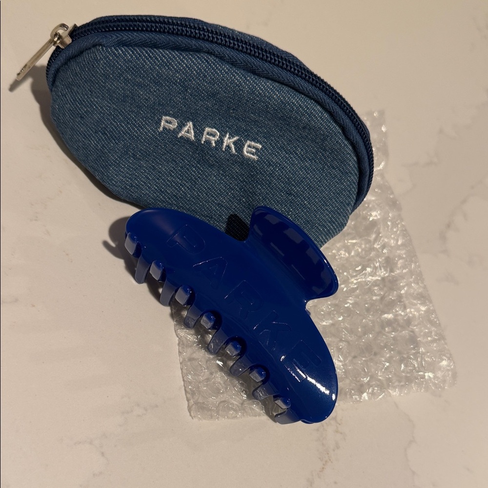 NEW PARKE Claw Clip in Denim